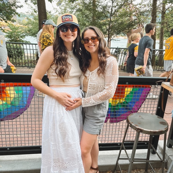 HELLO, I’m Angela! 🌻 - Picture 12 of 12